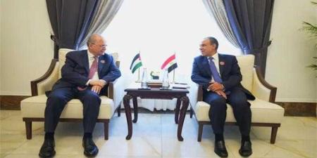 وزير الخارجية والهجرة يلتقي رئيس الوزراء وزير خارجية فلسطين