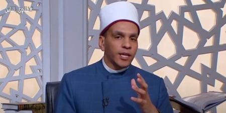 أولادي عاقين لي وعاوز احرمهم من الميراث؟.. ورد صادم من أمين الفتوى