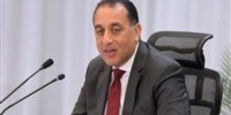 رئيس الوزراء يتابع جهود توفير مياه الشرب للمواطنين في البحر الأحمر