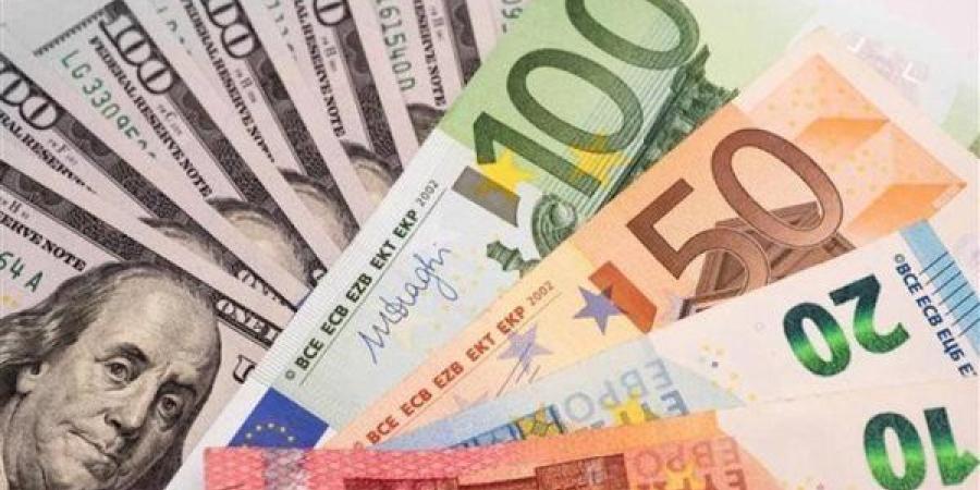 أسعار العملات العربية والأجنبية اليوم الأحد 18 مايو 2025
