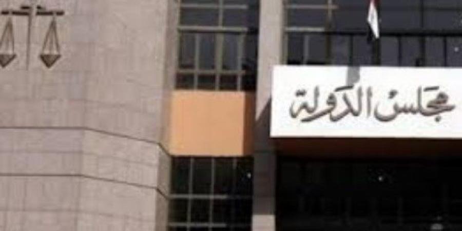 القضاء الإداري يستكمل نظر دعاوى معلمي اللغات الأجنبية الثانية والجيولوجيا.. اليوم