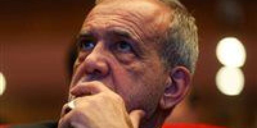 الرئيس الإيراني: سنحترم وقف النار إذا احترمته إسرائيل