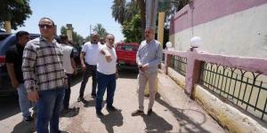 محافظ أسيوط يتابع تطوير مداخل قرية بني زيد الأكراد وأبنوب لتحسين البنية التحتية والخدمات