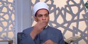 أمين الفتوى: صلاة الجنازة فرض كفاية.. ويجوز أداؤها بالحذاء في غير المساجد