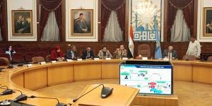 وزيرة التنمية المحلية توجه بتسهيل إجراءات تراخيص المحال العامة على المواطنين
