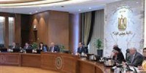 مدبولي: نعمل مع الوزارات المعنية على تسهيل إجراءات التسجيل العقاري للوحدات السكنية سواء للمصريين أو الأجانب