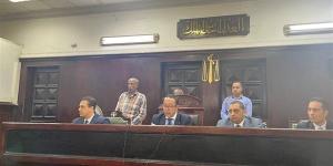إحالة عاطلين للمحاكمة بتهمة سرقة كشافات الإنارة في السلام
