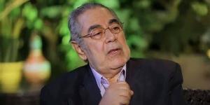 صبري عبدالمنعم يطمئن جمهوره عبر "مصر تايمز": "خرجت من العناية والحمد لله أحسن"