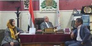 وكيل تعليم الأقصر يعقد اجتماعًا موسعًا لمناقشة الاستعدادات النهائية لامتحانات نهاية العام