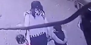 خلاف بين الأب والأم .. مفاجآت مثيرة حول فيديو خطـ.ـف طفل في توك توك