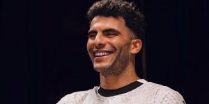 الأمر محسوم .. إعلامي يكشف حقيقة جلسة مفاوضات جديدة بين الزمالك وزيزو
