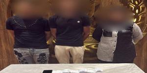 لقاء غرامي ينتهي بكابوس.. حكاية سائق وقع في فخ فتاة وشركائها بالنزهة