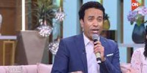 الجمعة المقبلة.. سامح حسين وأسرته في ضيافة برنامج معكم منى الشاذلي