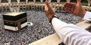 الآداب التي ينبغي أن يتحلى بها الحاج أثناء تأديته مناسك الحج
