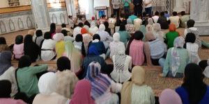 بدء برنامج المراجعات النهائية لطلاب الشهادة الإعدادية بالمساجد في الوادي الجديد.. صور