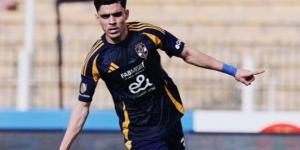 بن شرقي يحصد جائزة رجل مباراة الأهلي وسيراميكا كليوباترا في الدوري