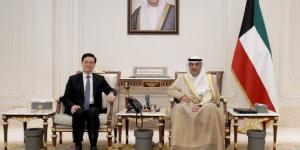 ولي عهد الكويت يستقبل رئيس منطقة هونغ كونغ الإدارية بمناسبة زيارته للبلاد
