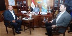محافظ كفر الشيخ يناقش عدد من الملفات ومشاكل الدوائر مع أعضاء مجلسي النواب والشيوخ