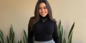من عربة الشاي إلى أضواء الشهرة.. صورة نادرة لرحمة محسن تُلهم جمهورها