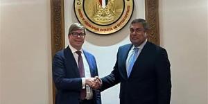السفير أبو بكر حفني يستقبل السكرتير الدائم بوزارة خارجية فنلندا