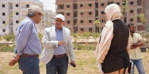 رئيس جهاز مدينة سوهاج الجديدة يتفقد وحدات مبادرة "سكن لكل المصريين"
