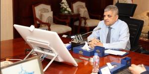 الفريق أسامة ربيع يلتقي وفد مجموعة ميرسك العالمية لبحث التعاون