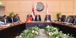 مصر تطلق منظومة جديدة لجمع مخلفات السفن في قناة السويس حفاظًا على البيئة البحرية