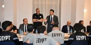وزير الشباب والرياضة يؤازر منتخب الشباب قبل مواجهة المغرب في نصف نهائي أمم إفريقيا