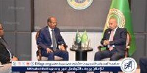 أبو الغيط يلتقي رئيس مفوضية الاتحاد الافريقي على هامش قمة بغداد