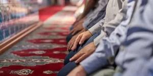 متى يرفع أذان الظهر؟.. مواقيت الصلاة غدا السبت 17 مايو 2025