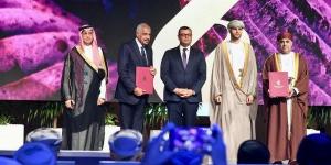استعراض التجربة العمرانية في مصر وسلطنة عمان وزيادة التعاون بين البلدين