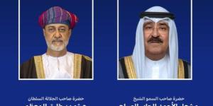 أميرالكويت يعزي سلطان عمان بوفاة والدة حرمه