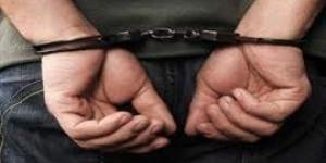 ضبط" منادى سيارات"يفرض رسوم مالية على المواطنين دون وجه حق بالقاهره