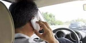 بسبب التحدث في المحمول اثناء القياده..ضبط قائد سيارة صدم أخرى علي محمول 30 يونيو