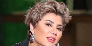تعليق ناري من مفيدة شيحة على أزمة حفل زفاف مغني شهير ورسالة للعروسة