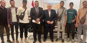عاجل.. وزير العمل يعلن تطورات إيجابية بشأن عامل مصري عنفه صاحب عمل سعودي