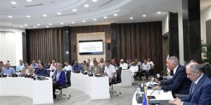 "إسماعيل" يطلق مبادرة أسوان بلا إدمان ويستمع لمقترحات الأهالي لتنفيذ محاورها