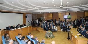 وزير الزراعة يؤكد أهمية الشراكة بين القطاعين الحكومي والخاص لتمكين رواد الأعمال