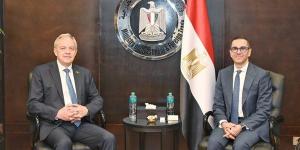 وزير الاستثمار يلتقي رئيس برلمان بيلاروسيا: ...