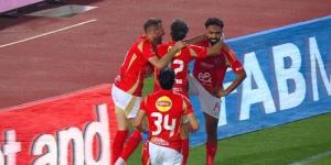 هشام حنفي: الأهلي يستحق التتويج بالدوري وصن داونز يلعب خارج ملعبه بشكل مميز