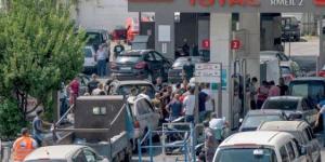 رئيس الوزراء يكشف عن أسباب أزمة البنزين