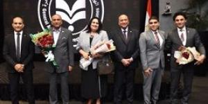 رئيس هيئة الاستثمار يكرم العاملين الممتميزين مهنيا ورياضيا وفنيا