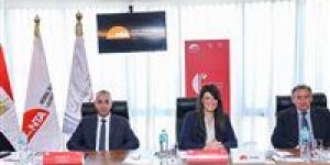 وزيرة التخطيط: المرأة المصرية حظيت باهتمام بالغ في عهد الرئيس السيسي