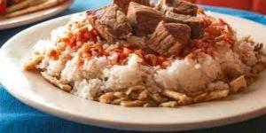 لأول يوم العيد.. طريقة عمل الفتة المصرية