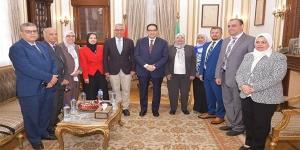 جامعة القاهرة تحصل علي تجديد الاعتماد المؤسسي والبرامجي لكلية الطب البيطري