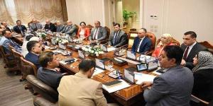 وزير الرياضة يجتمع بقيادات الوزارة لمناقشة خطة العمل خلال الفترة المقبلة والاستعدادات لعيد الأضحى داخل المنشآت