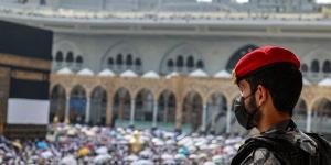 مدير الأمن العام السعودي يؤكد تسخير جميع الإمكانات البشرية والمادية لأمن الحج