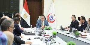 وزير الصحة يناقش خطة التأمين الطبي استعداداً لعيد الأضحى