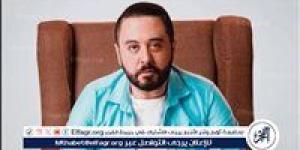 عمرو عبد العزيز يروّج لمسلسله الجديد "دكتور بلوجر" ويثير فضول الجمهور دون الكشف عن أي تفاصيل