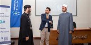 "التضامن" تطلق معسكرات "أنا وبابا" للشيوخ والكهنة لدعم الأسرة المصرية